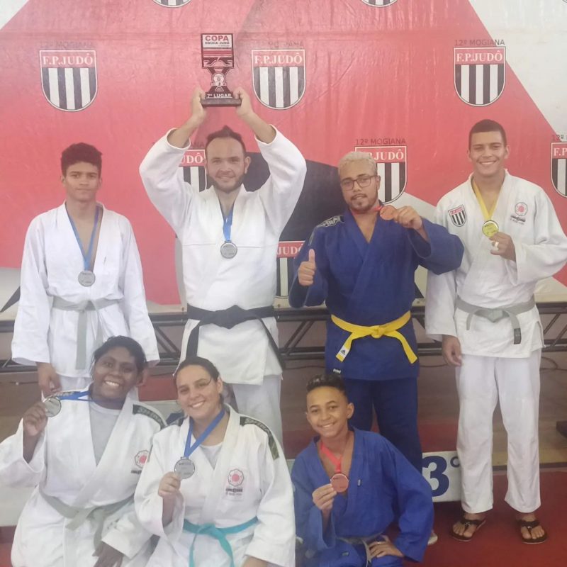 Judô de Taquaritinga conquista títulos e medalha na Copa Educa Judô 1