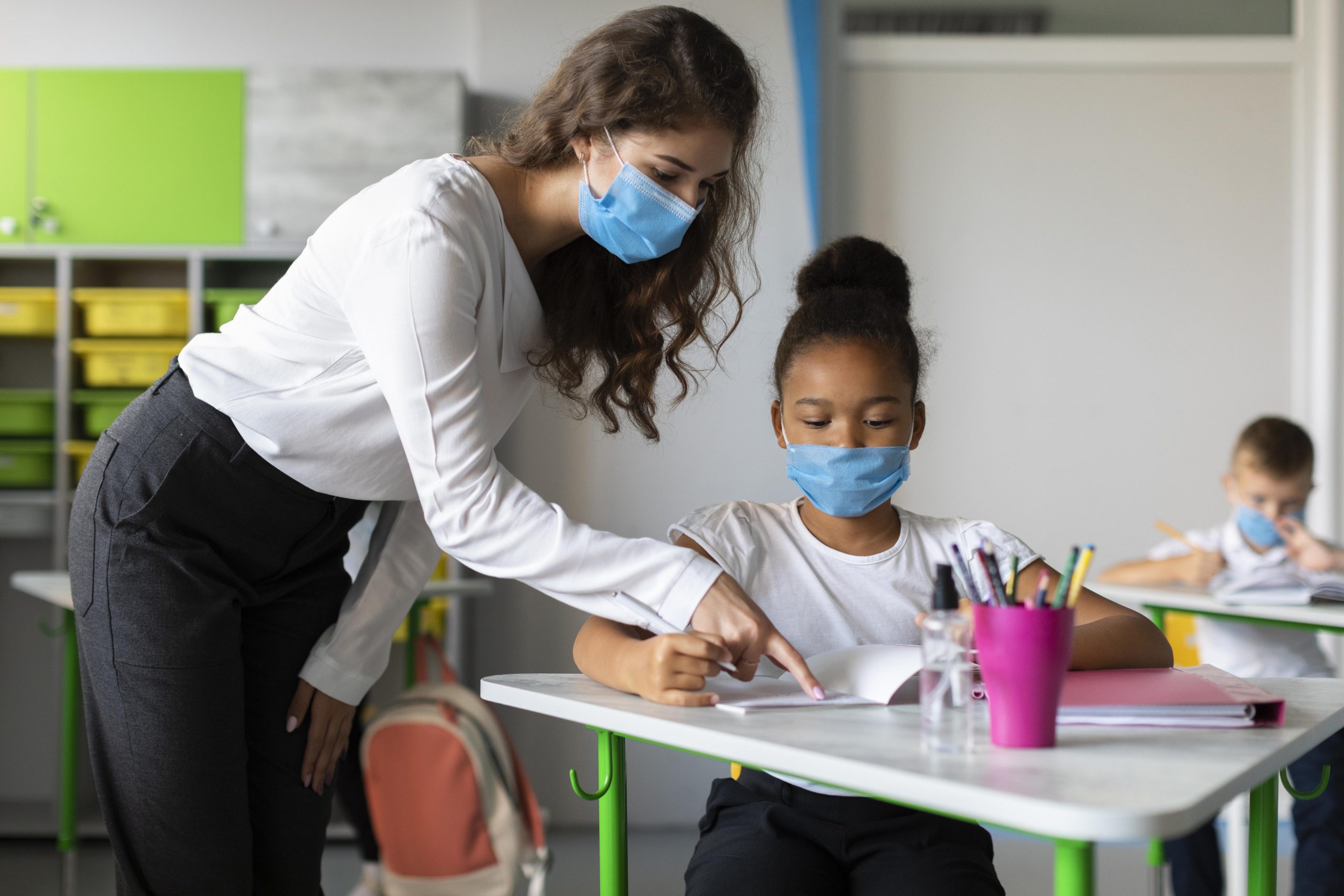 Escolas precisam se adaptar após estresse causado em alunos pela pandemia Foto Freepik