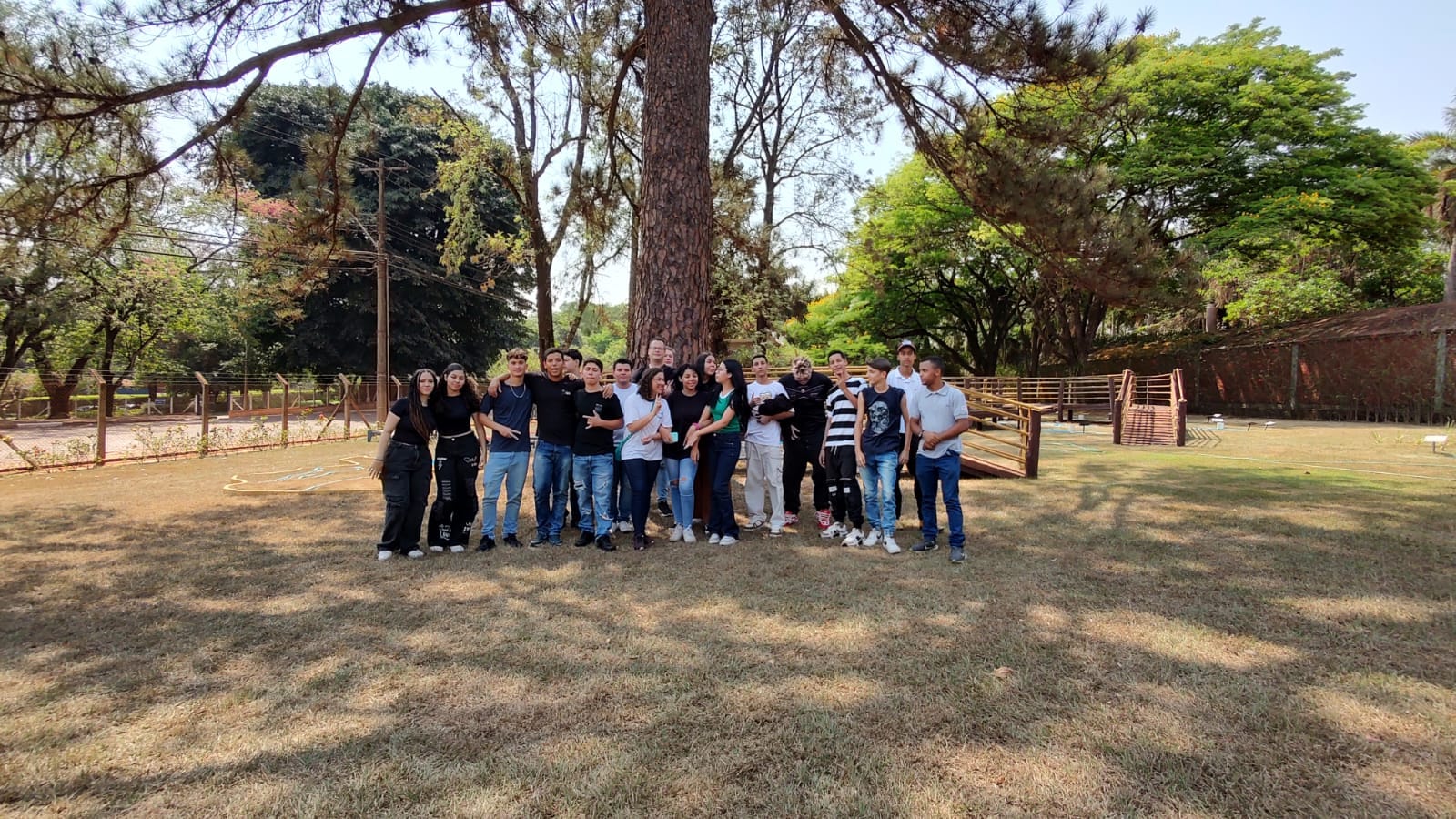 Em Taquaritinga: Turma de Técnico em Vendas encerra comemorações do Dia do Vendedor com visita técnica à Usina São Martinho