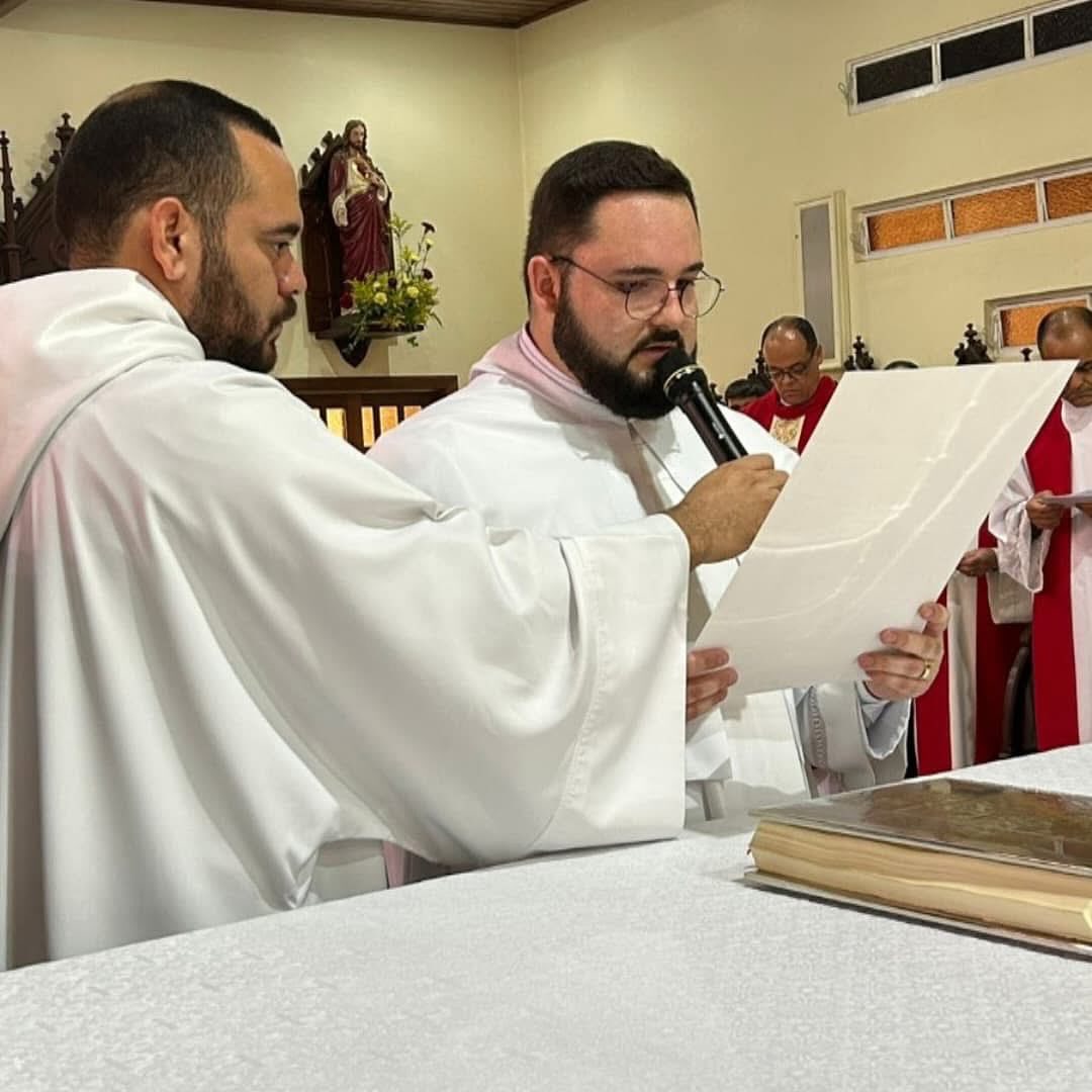 Na segunda-feira: Consagração Perpétua de Frater Felipe Casoni emociona comunidade de Taquaritinga