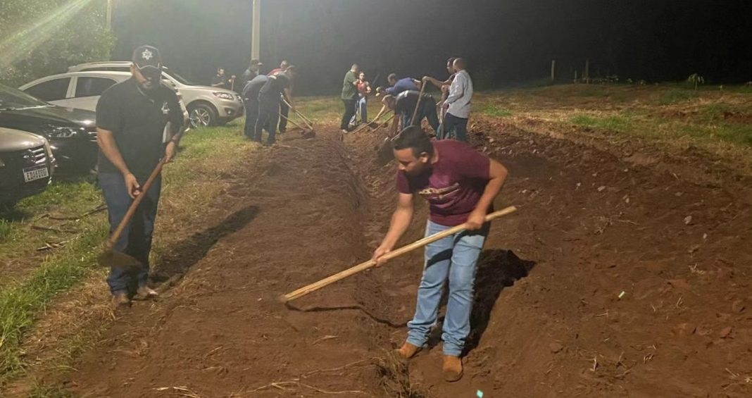 Qualificação: Alunos de Agronomia do ITES aplicam teoria na prática no campus experimental