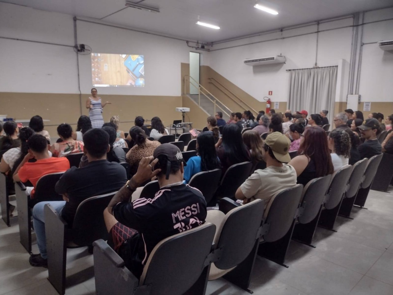 Reflexão e diálogo:  Sessão de cinema marca o Dia Internacional da Mulher