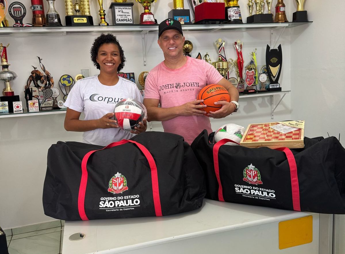 Melhorias: Taquaritinga recebe kit esportivo para fortalecer escolinhas de base