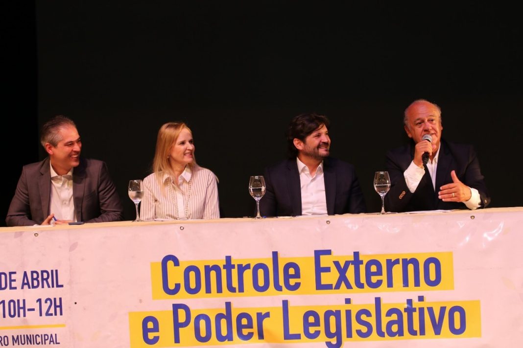 Responsabilidade e transparência: Encontro em Araraquara promove diálogo entre Tribunal de Contas e Legislativo Paulista
