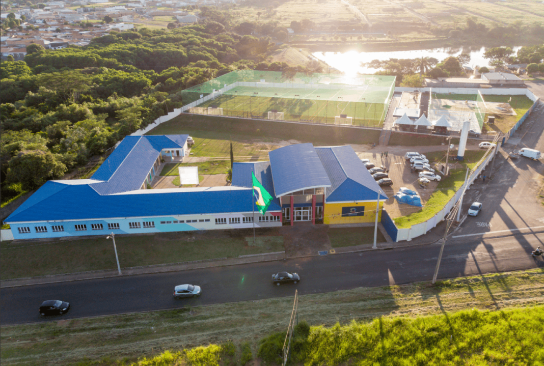 Participe da formação de novas gerações: Fundação Edmilson abre vagas para educadores em projetos culturais e esportivos