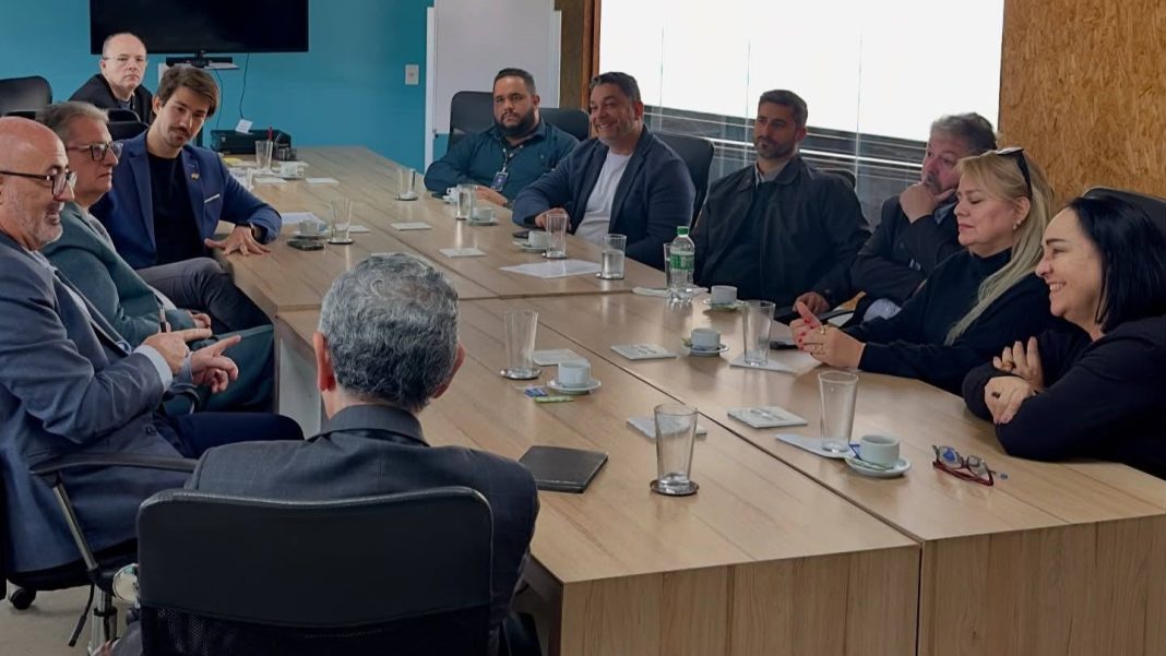 Investimento: Deputada Márcia Lia articula melhorias para Etec e Fatec de Taquaritinga em reunião com Secretaria de Ciência e Tecnologia