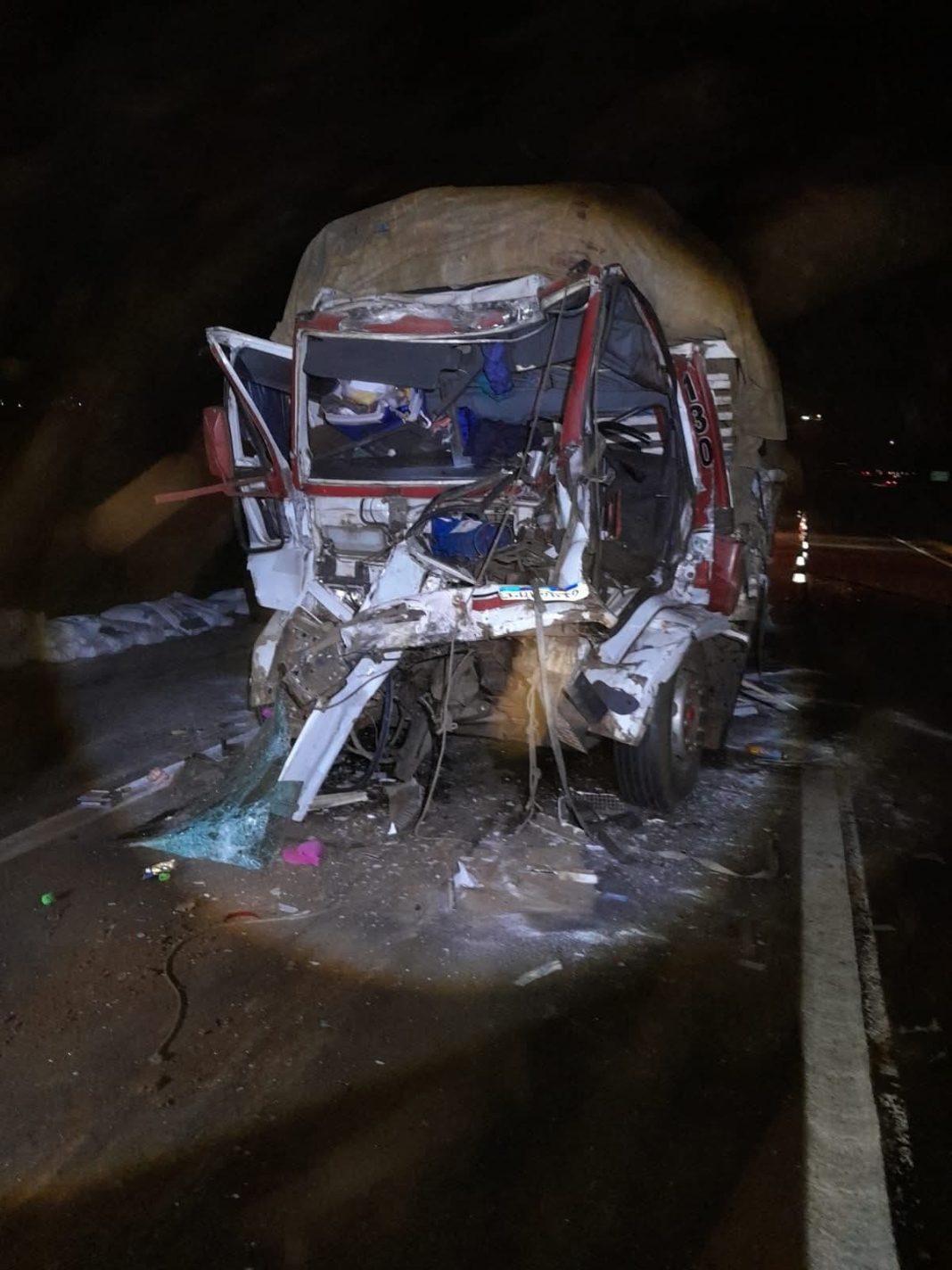 Colisão Fatal na SP-310: Motorista morre preso às ferragens após batida entre caminhões em Santa Adélia