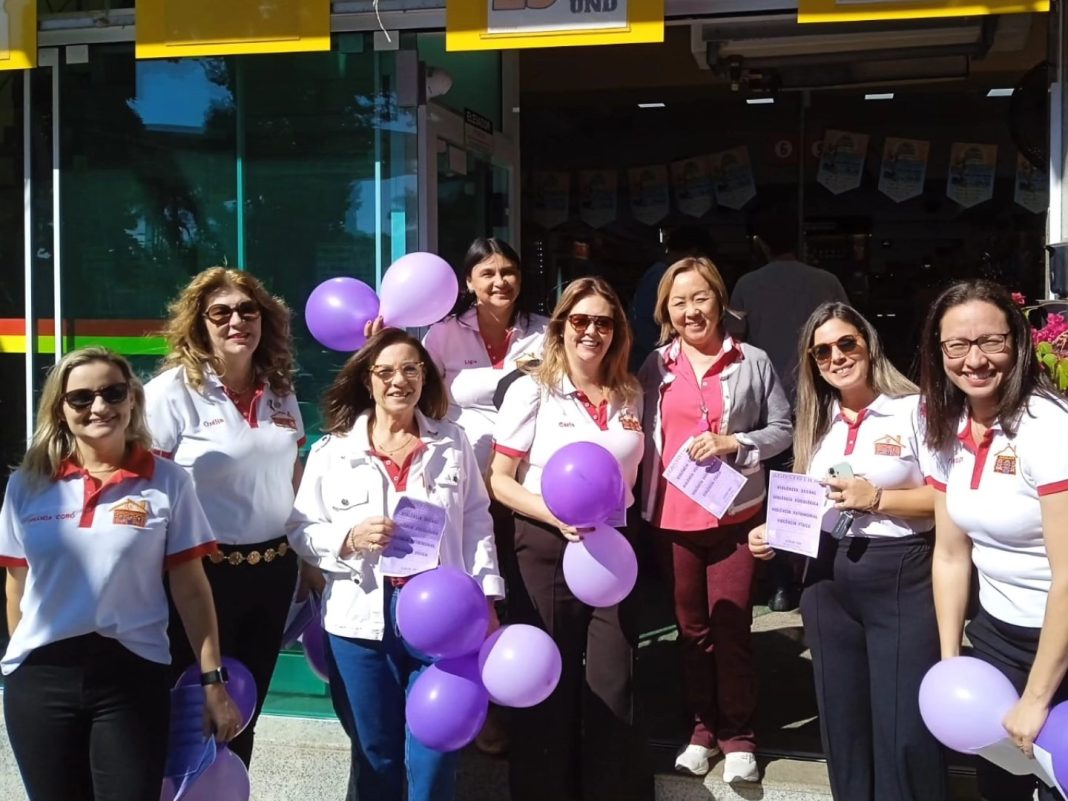 Em Taquaritinga: Casa da Amizade promove ação de conscientização no Agosto Lilás