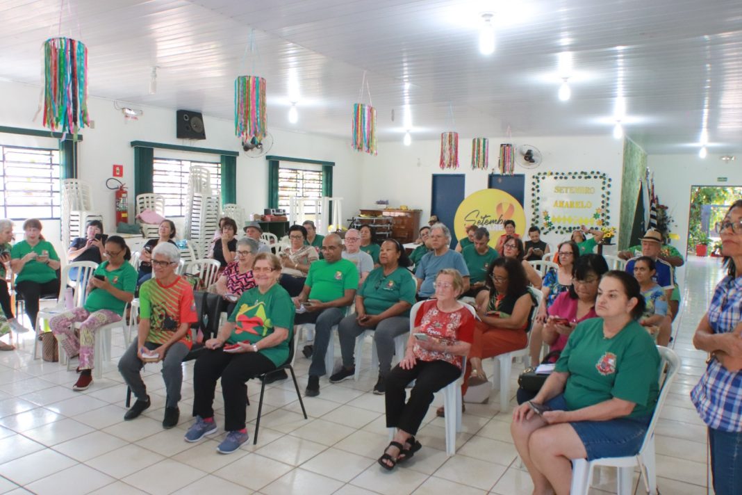 ‘Seja Digital na Melhor Idade’: Curso promove inclusão tecnológica de idosos em Taquaritinga