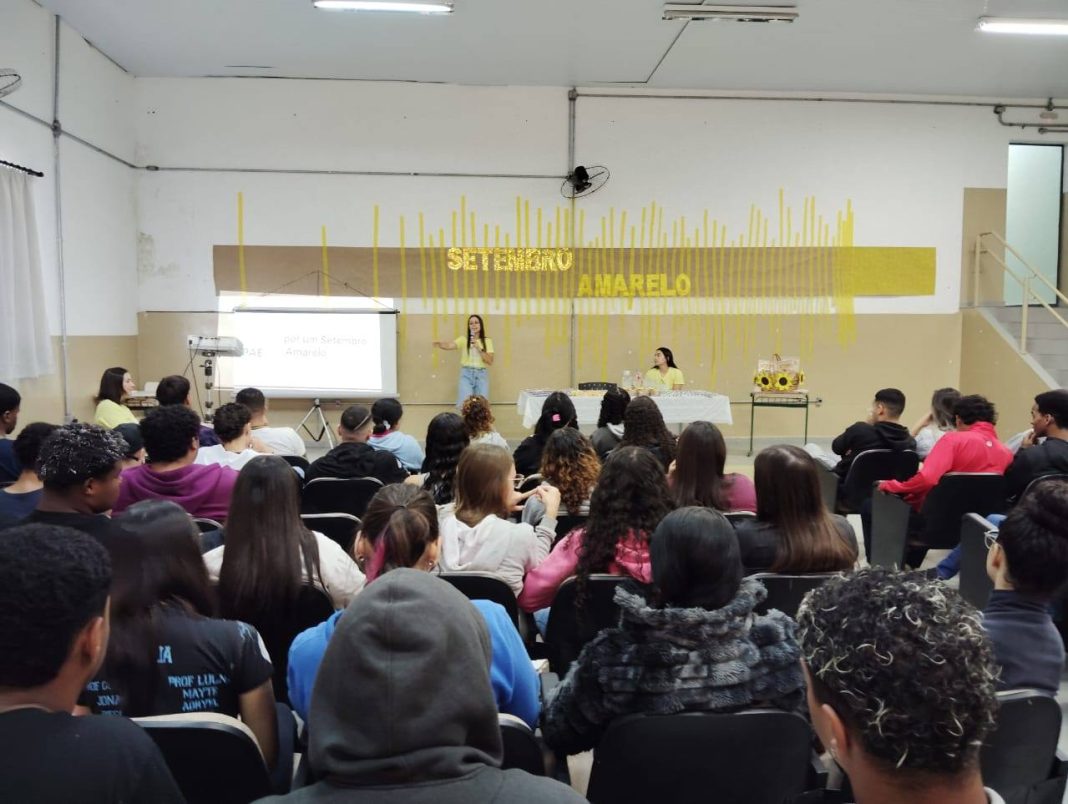 Programação especial: Escola Francisco Silveira Coelho promove palestra sobre saúde mental no Setembro Amarelo