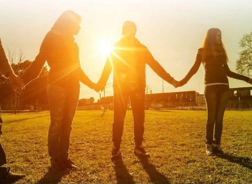 “Rancho de Luz”: Espaço Holístico promove noite de Dança Circular em Taquaritinga