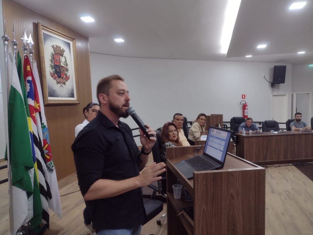 Em audiência pública: Executivo apresenta proposta para orçamento de R$ 379 milhões em 2026