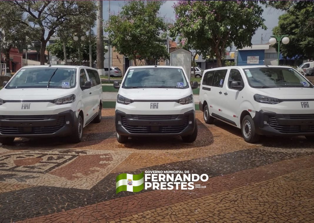 Segurança e agilidade: Fernando Prestes moderniza frota da Saúde com aquisição de três novas vans acessíveis