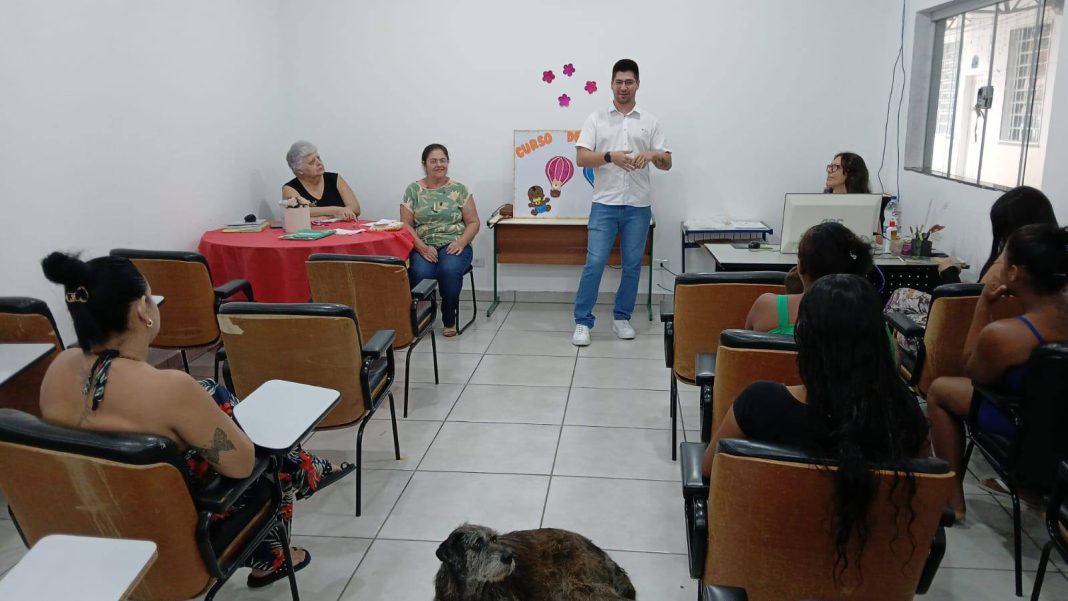 Em Taquaritinga: Curso de Orientação à Gestante avança com nova palestra no CRAS do Jardim São Sebastião