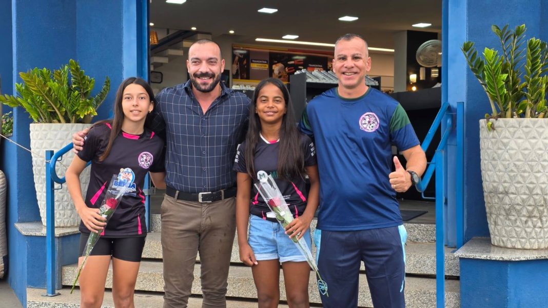 Gente nossa: Empresário é reconhecido por apoio a projeto de futebol feminino em Taquaritinga