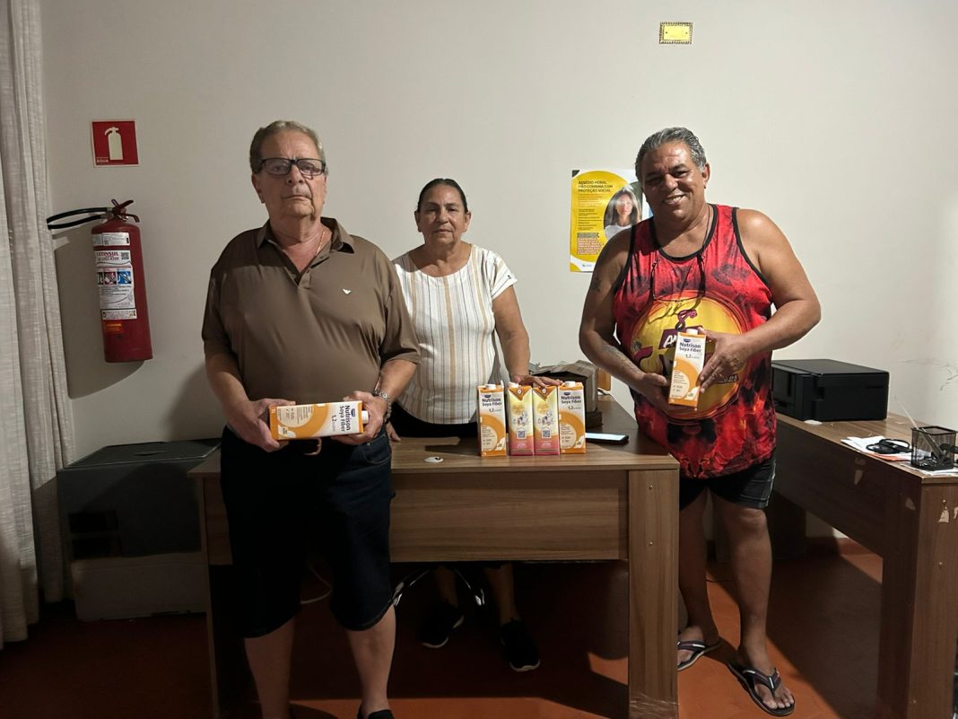 Boa ação: Doação de leite fortalece atendimento em comunidade terapêutica de Taquaritinga
