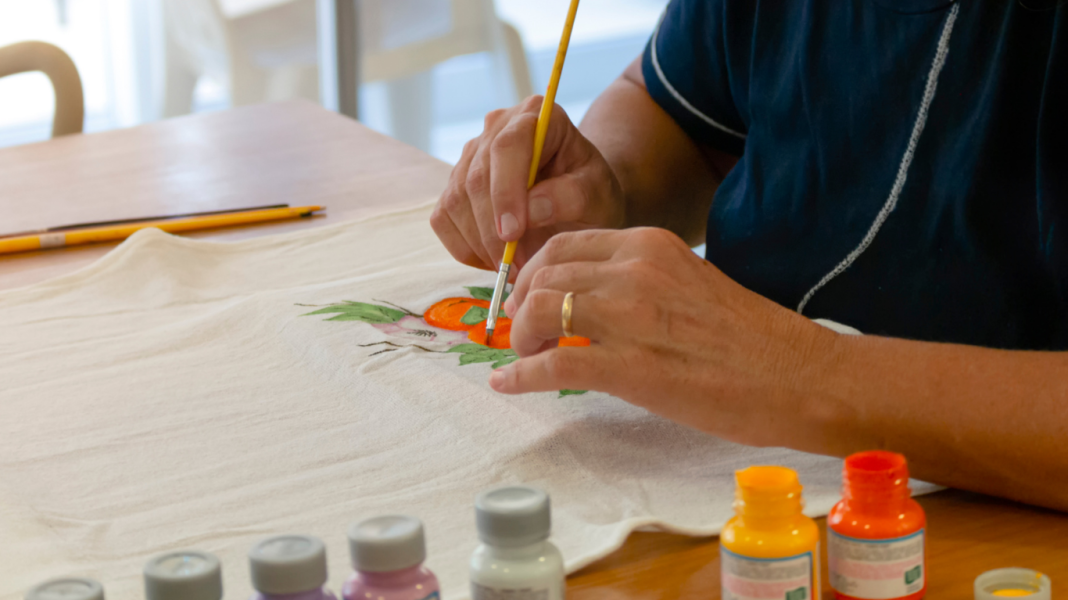 Oportunidade: Fernando Prestes abre inscrições para curso gratuito de Pintura em Tecido com foco em capacitação e geração de renda