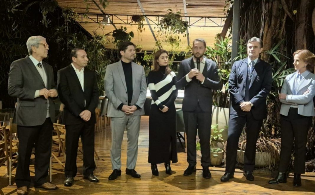 Na capital paulista: Encontro de lideranças reúne apoiadores e marca início da pré-campanha de Marco Vinholi para deputado federal
