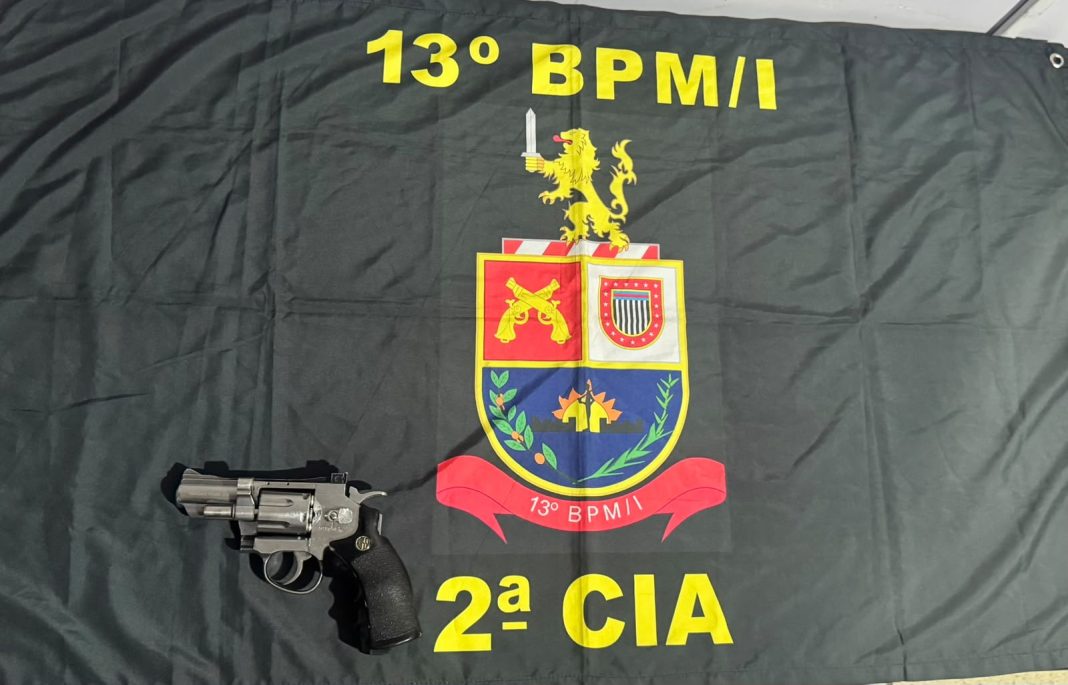 Deu B.O.: Polícia Militar apreende simulacro de arma após em Taquaritinga