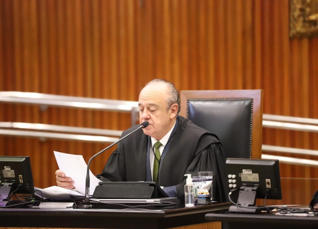 Destaque: TCESP aprova contas de Tarcísio com ressalvas e alerta para renúncias fiscais, terceirizações e controle do Estado