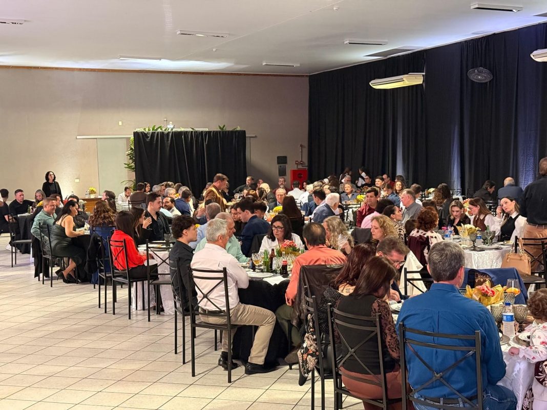 Fortalecimento: ACIT celebra o Dia do Comerciante com homenagens, reconhecimento ao empreendedorismo e entrega do Marco da Paz à Santa Casa de Taquaritinga