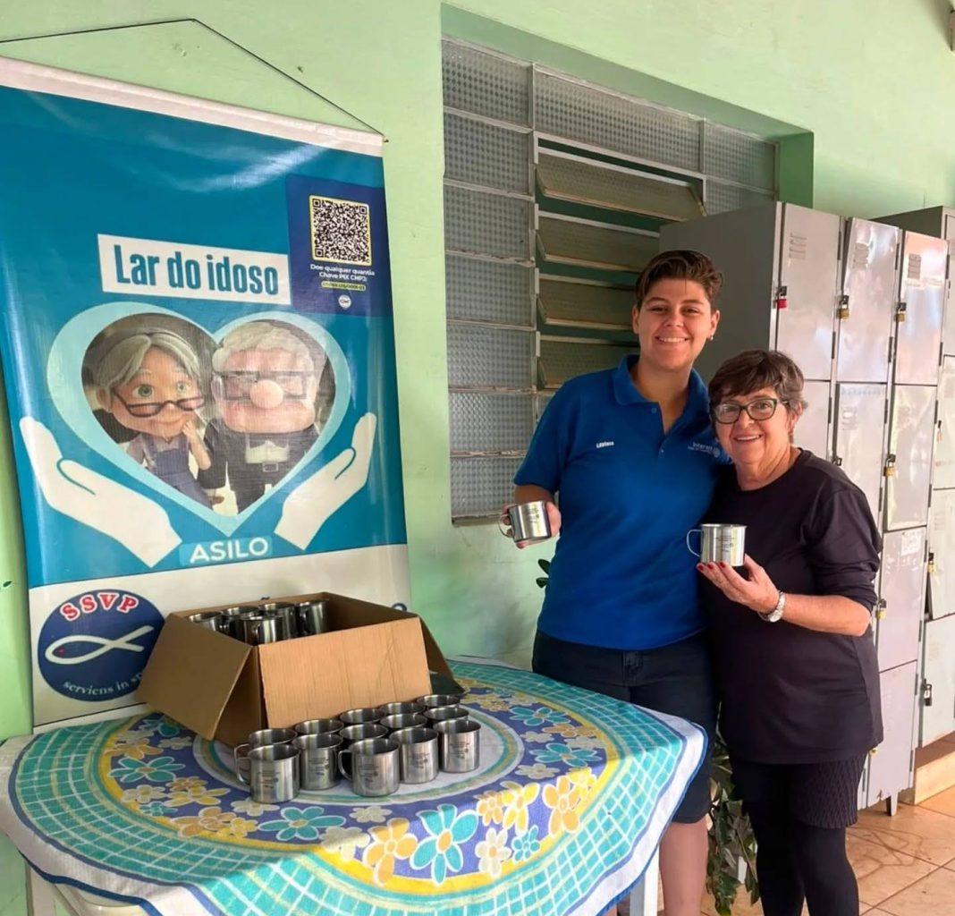 Boa ação: Lar São Vicente de Paulo recebe doação de 50 canecas de alumínio do Interact Club de Taquaritinga