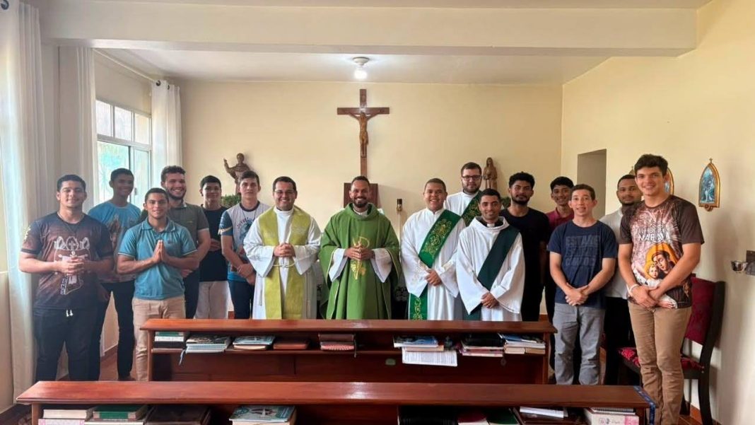 Evangelização: Diáconos de Taquaritinga iniciam missão na Amazônia em parceria entre as dioceses de Jaboticabal e Cruzeiro do Sul