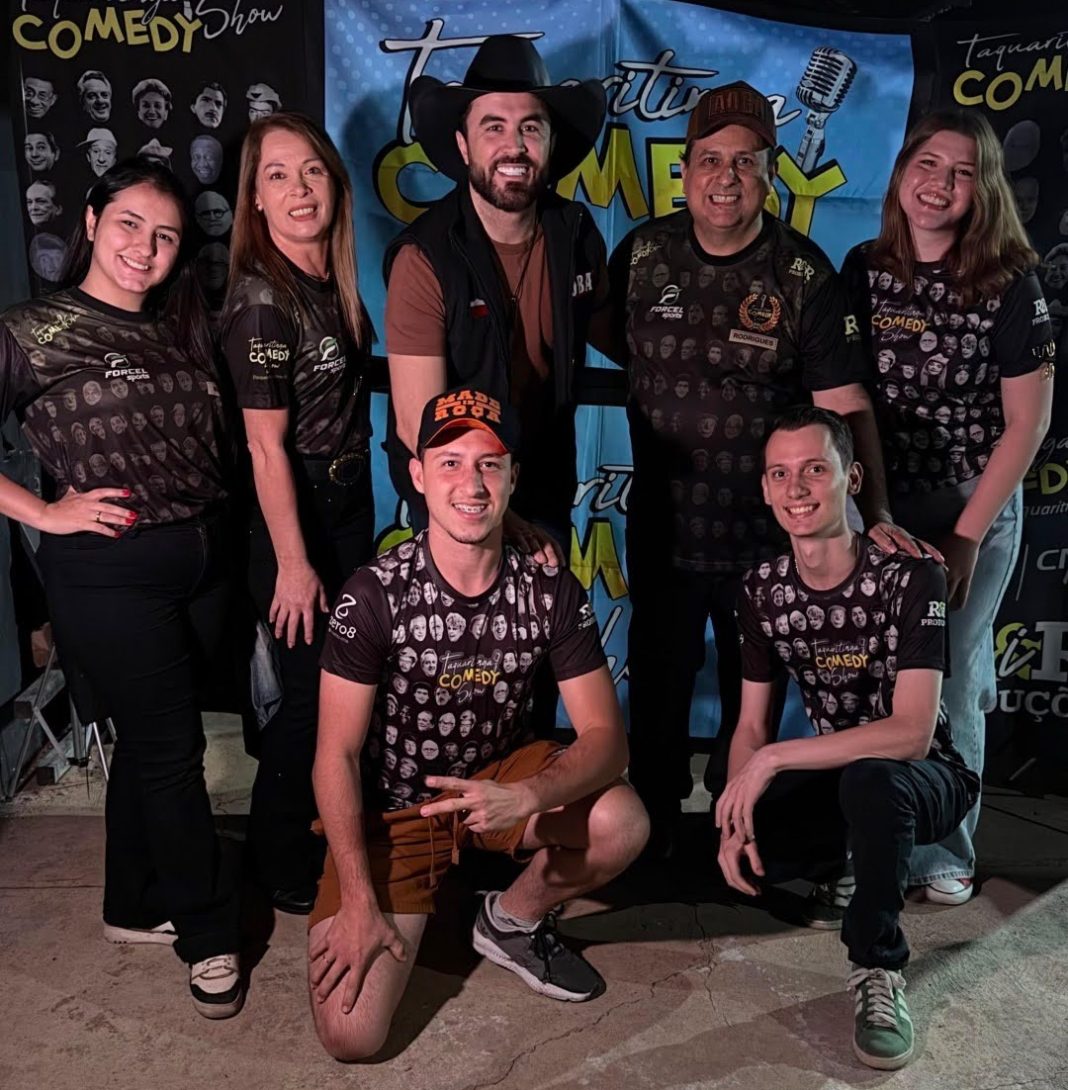 Sucesso total: Marcus Cirillo lota primeiro show de stand-up realizado em Cândido Rodrigues