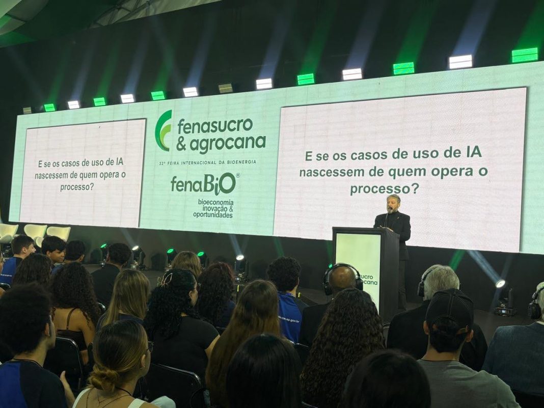 Destaque regional: Coordenador da Fatec Taquaritinga apresenta trabalho sobre inteligência artificial na Fenasucro